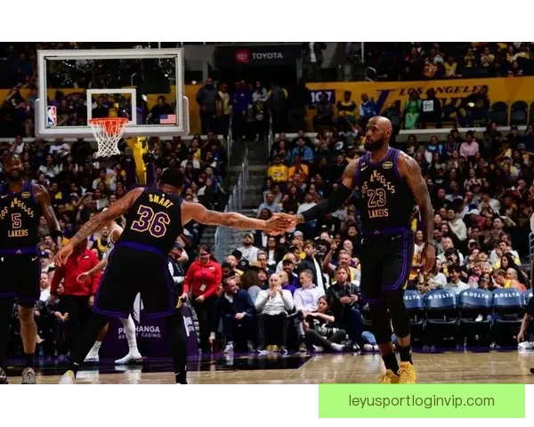 肯纳德谈绝杀时刻：勒布朗吸引双人防守 斯马特妙传助我命中关键三分